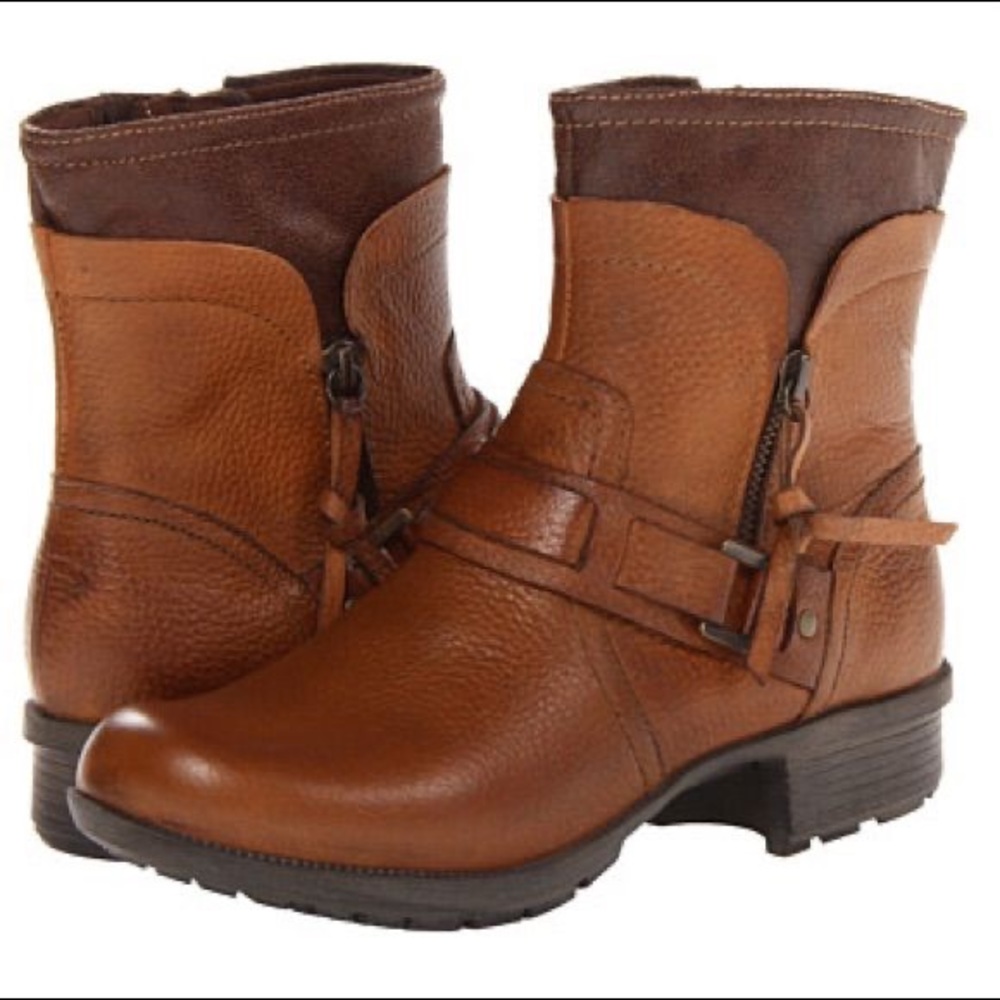 Clarks Riddle Avant Ankle Boots